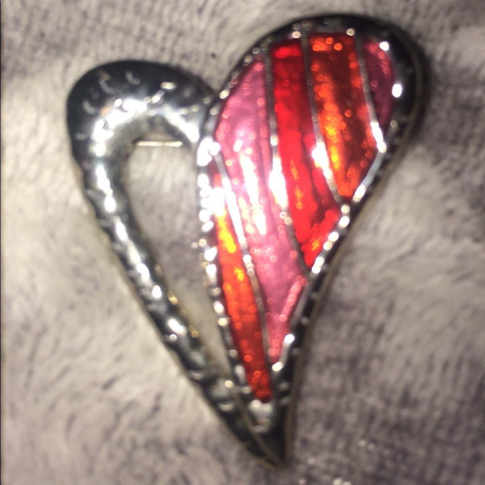 Brooch heart shaped